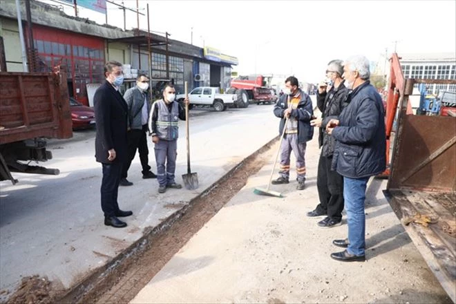 Bandırma Sanayi Sitesi yolları asfaltlanıyor 