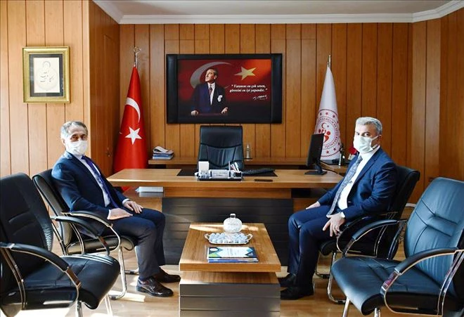 Canbey, Gençlik ve Spor İl Müdürü Arıcıoğlu ile görüştü 
