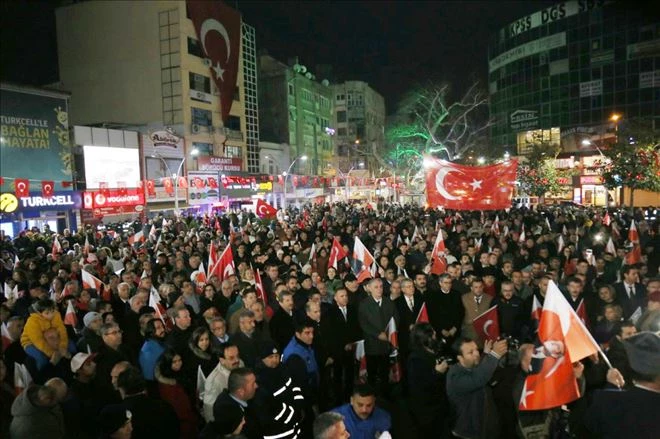 Edremit Türk Bayrağı için kenetlendi