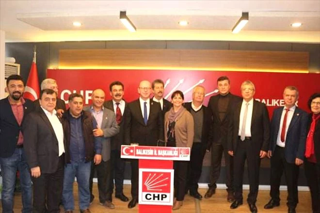 CHP İl Başkanı Serkan Sarı adaylığını açıkladı
