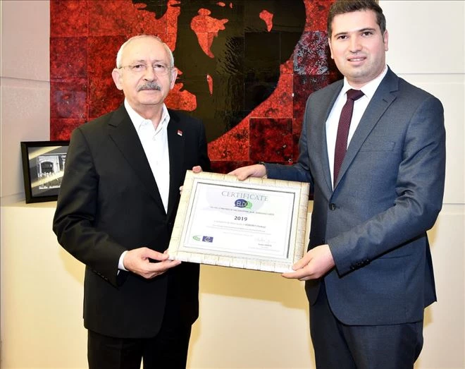 CHP Lideri Kılıçdaroğlu, Edremit Belediyesi´ni kutladı