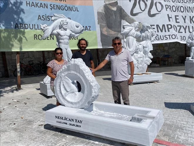 Neslican Tay´ın anıt mezarında Marmara Mermeri kullanılacak 