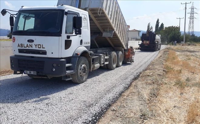 Edremit Belediyesi´nden kırsala asfalt desteği