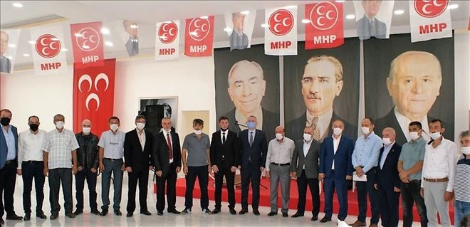 MHP Manyas kongresinde Taşkın güven tazeledi 