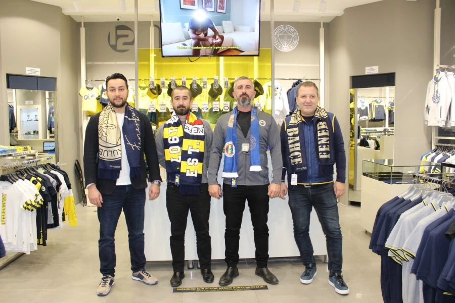 Bandırma Fenerbahçeliler Derneği’nden Fenerium’a ziyaret 
