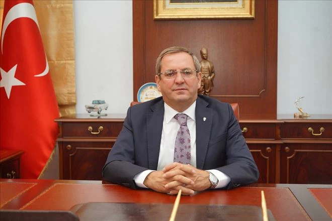 Ayvalık Belediye Başkanı Ergin, Demokrat Parti´den istifa etti 