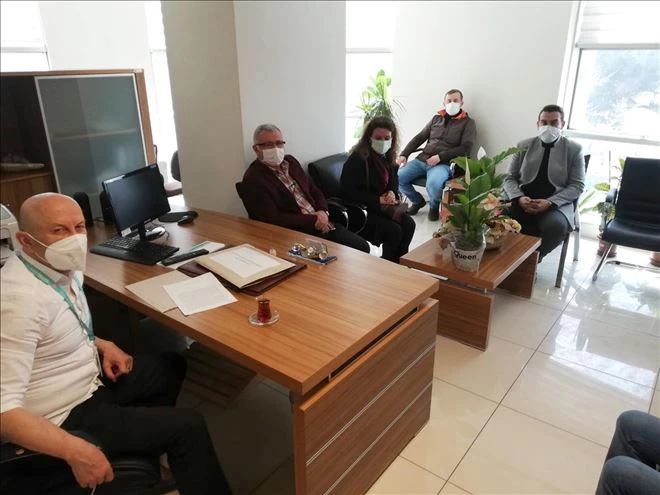 AK Parti heyetinden 14 Mart Tıp Bayramı ziyareti 
