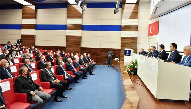 TOBB Başkanı Hisarcıklıoğlu, dijitalleşme çağrısı yaptı 