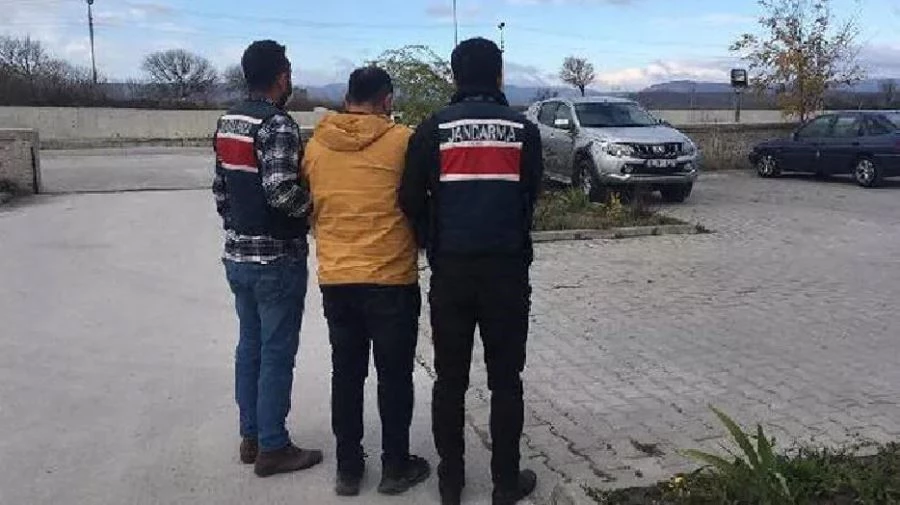 Balıkesir merkezli PKK/KCK operasyonu: 4 gözaltı 