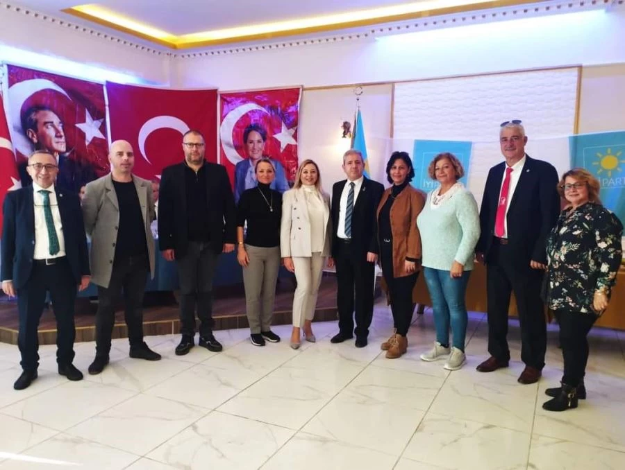 İYİ Parti Marmara İlçe Başkanı Sezer Şen güven tazeledi 