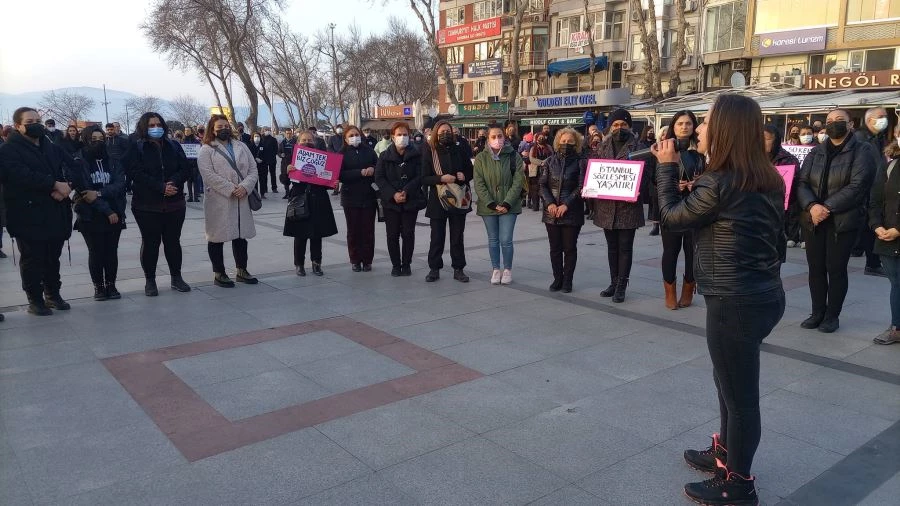 Bandırma’da Hazal Alpyörük’ün cinayeti protesto edildi 