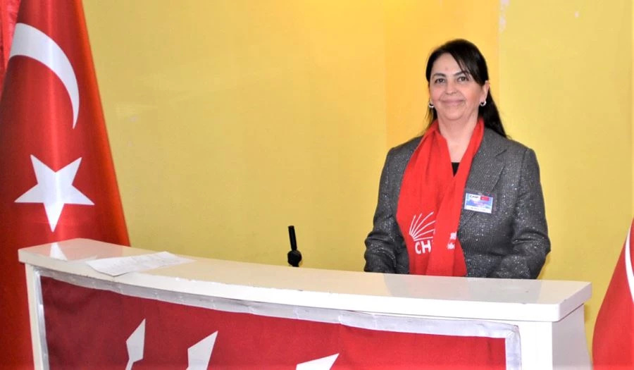 CHP İlçe Başkanı Tuna: “Kadın hayattır, sevgidir”