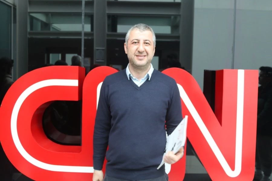 CNN Türk’teki Bandırmalı gazeteci Kaptanoğlu: “Gazeteciler kendilerini her alanda çok iyi geliştirmeli”