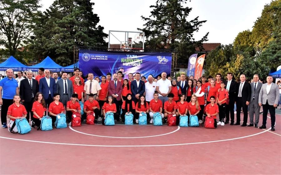 Balıkesir’de yaz spor okulları açıldı
