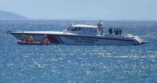 Akçay’da fiber tekne battı: 1 kişi kurtuldu 2 kişi kayıp 