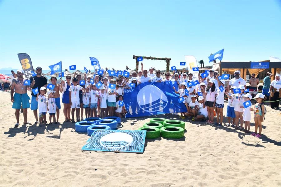  Mavi Bayraklı plajlarda çocuklara çevre eğitimi