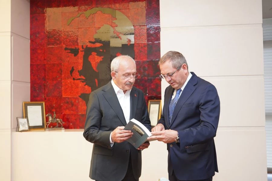 Başkan Ergin, CHP liderini ziyaret etti 
