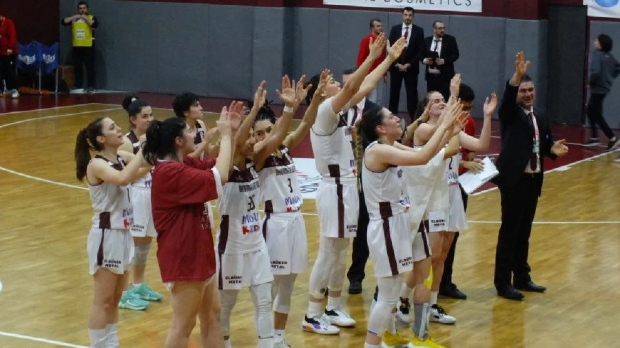 Bandırma Basket, Menemen Belediyespor’u devirdi