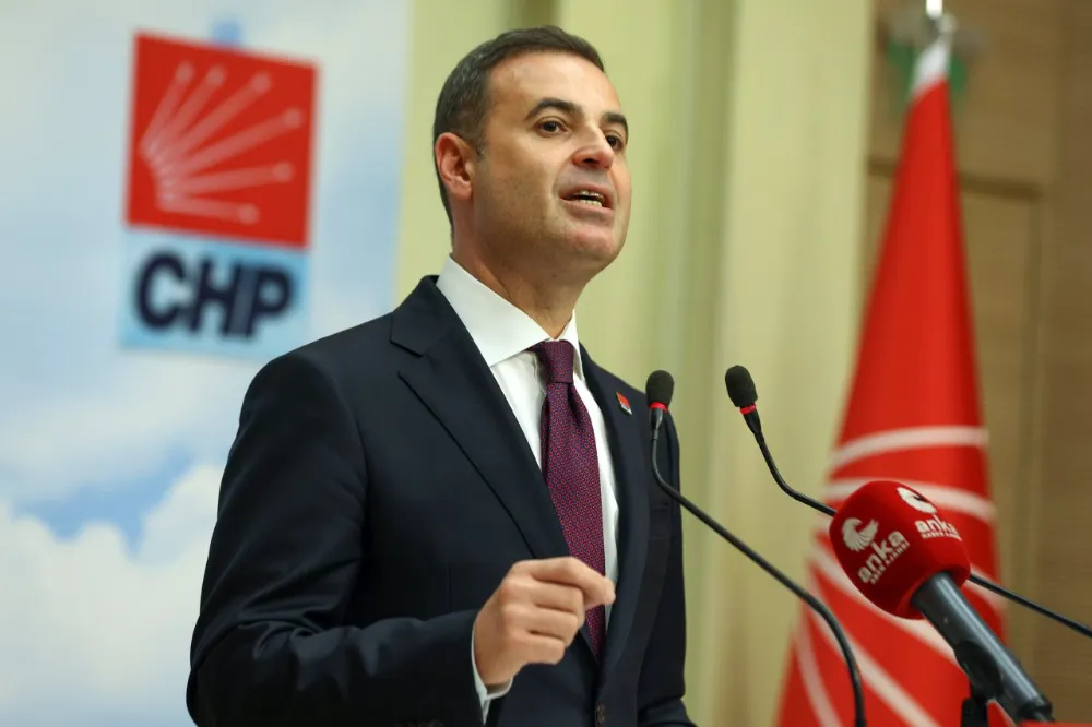 Ahmet Akın, söz verdi: Belediye Başkan adayı  belirleme seçimlerine müdahil olmayacağım 