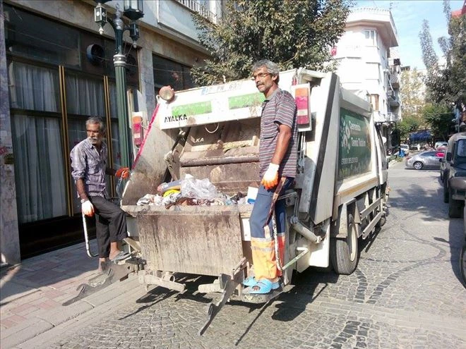 Erdek Belediyesi´nden çöp toplama saatlerine uyma çağrısı