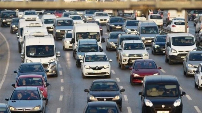 TÜİK, Balıkesir´de trafiğe kayıtlı araç sayısını açıkladı 