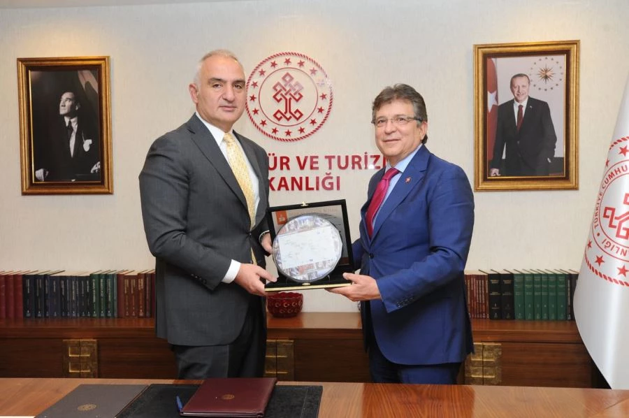 Başkan Arslan, Kültür ve Turizm Bakanı’nı ziyaret etti 