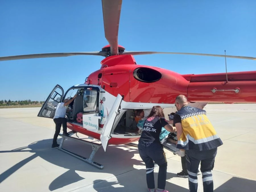 Hasta naklinde helikopter ambulans iş başında 