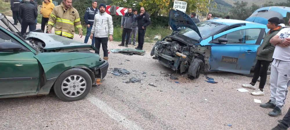 Erdek’te meydana gelen kazada 2 kişi yaralandı 