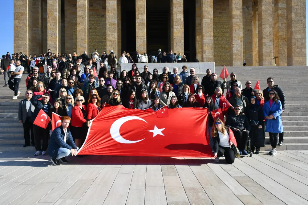 Balıkesirliler Ata’nın huzurunda