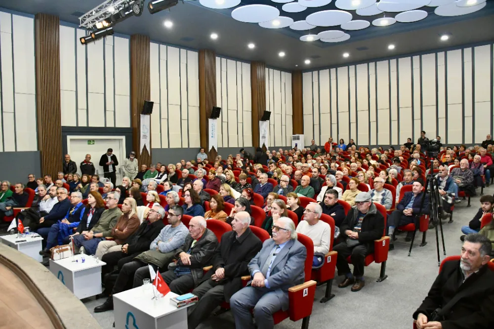 Laiklik ve Cumhuriyet söyleşisine yoğun ilgi