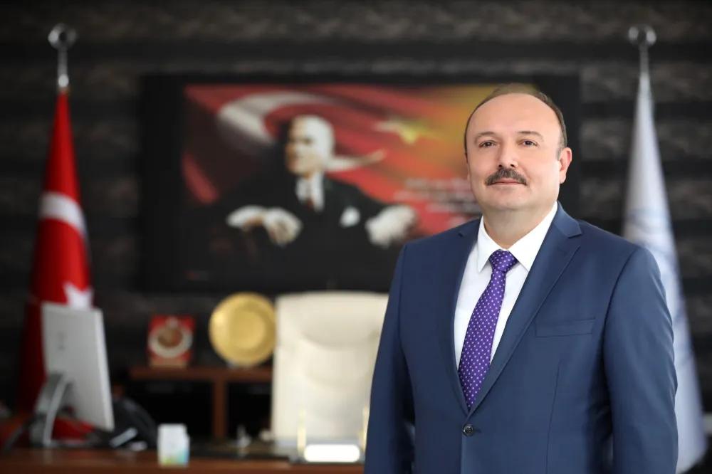 Süleyman Özdemir, Esenyurt Üniversitesi Rektörü