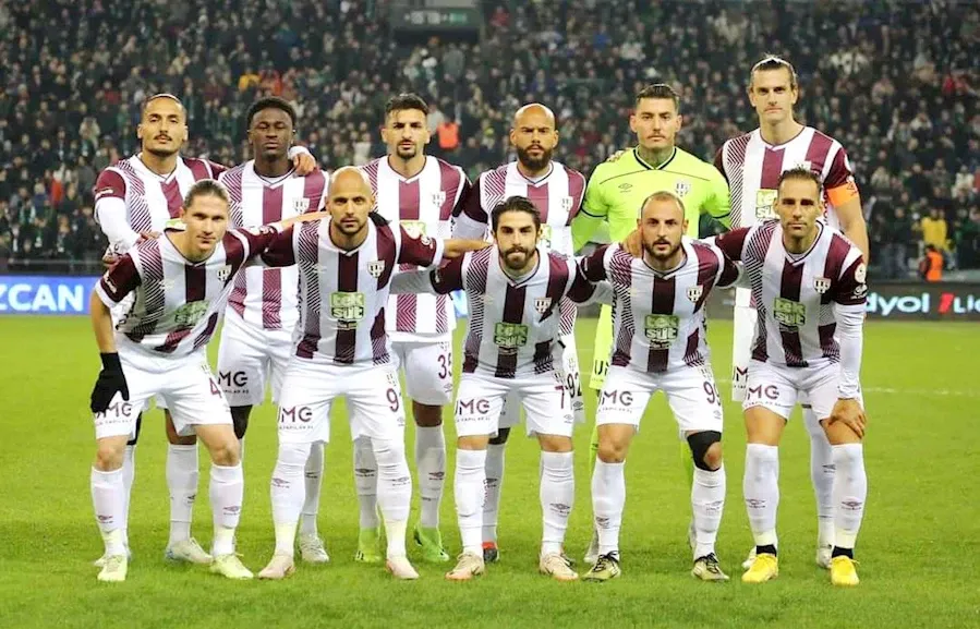 Bandırmaspor liderliğe yükseldi