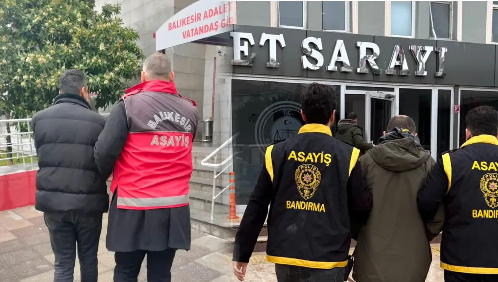 Çeşitli suçlardan aranan 2 şahıs yakalandı