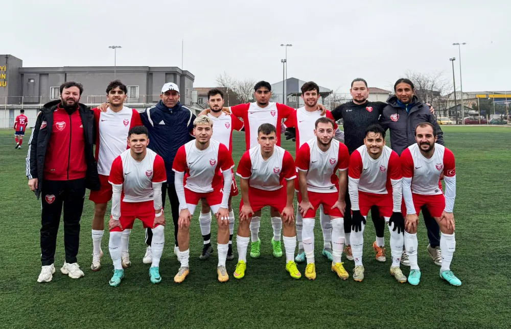 Erdekspor deplasmanda galip geldi