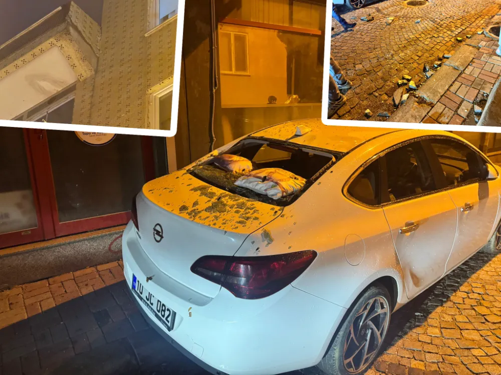 Erdek’te deprem etkisi: Bina parçaları otomobilin üzerine düştü