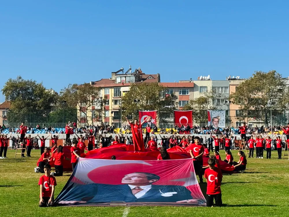 Erdek’te Cumhuriyet’in 102. Yılı Coşkuyla Kutlandı