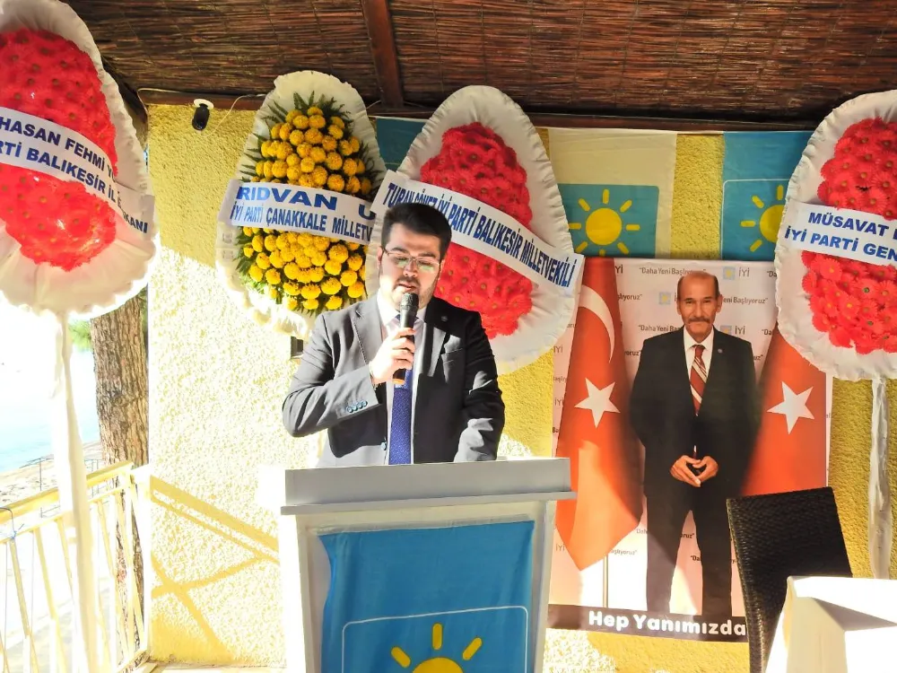 İYİ Parti Erdek İlçe Başkanı Köse: “Yaşasın cımhuriyet!”