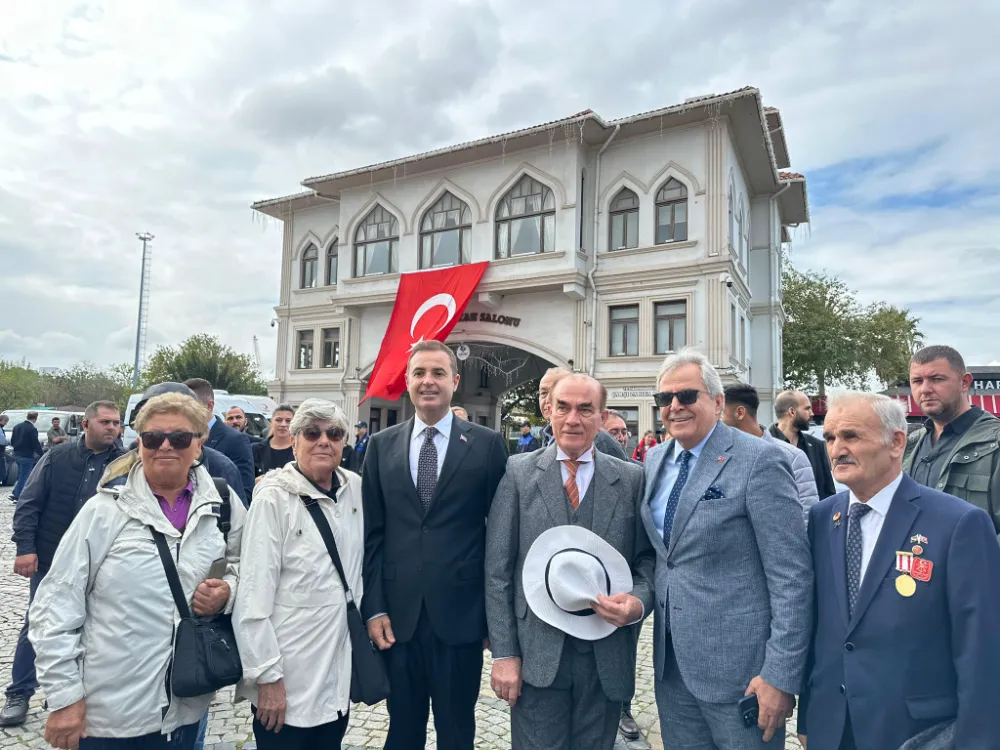 Atatürk Bandırma’da