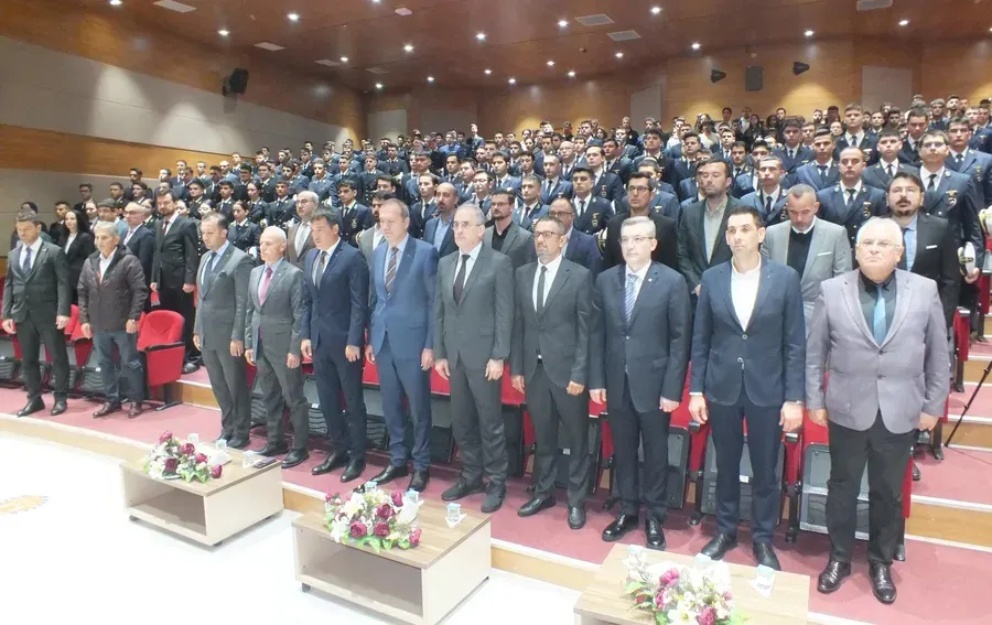 Denizcilik Fakültesi’nde bröve töreni