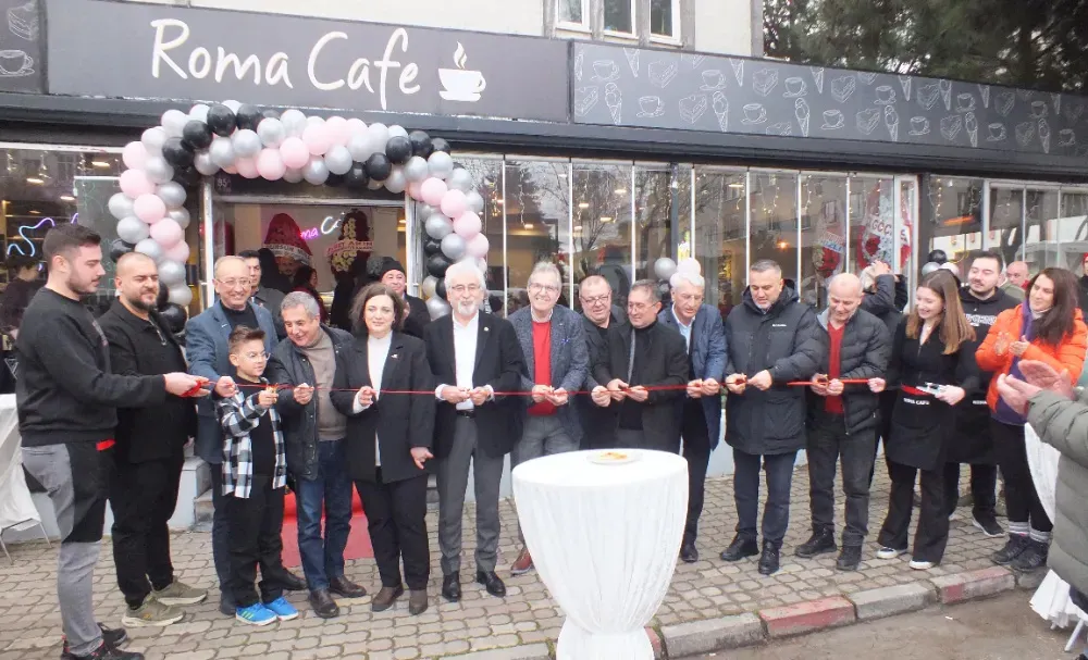 “Roma Cafe” açıldı