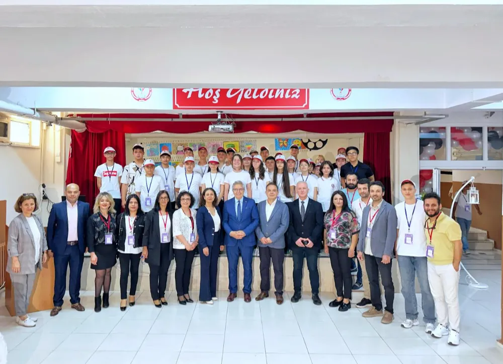 Başkan Mirza, TÜBİTAK 4006 Bilim Fuarı’na Katıldı