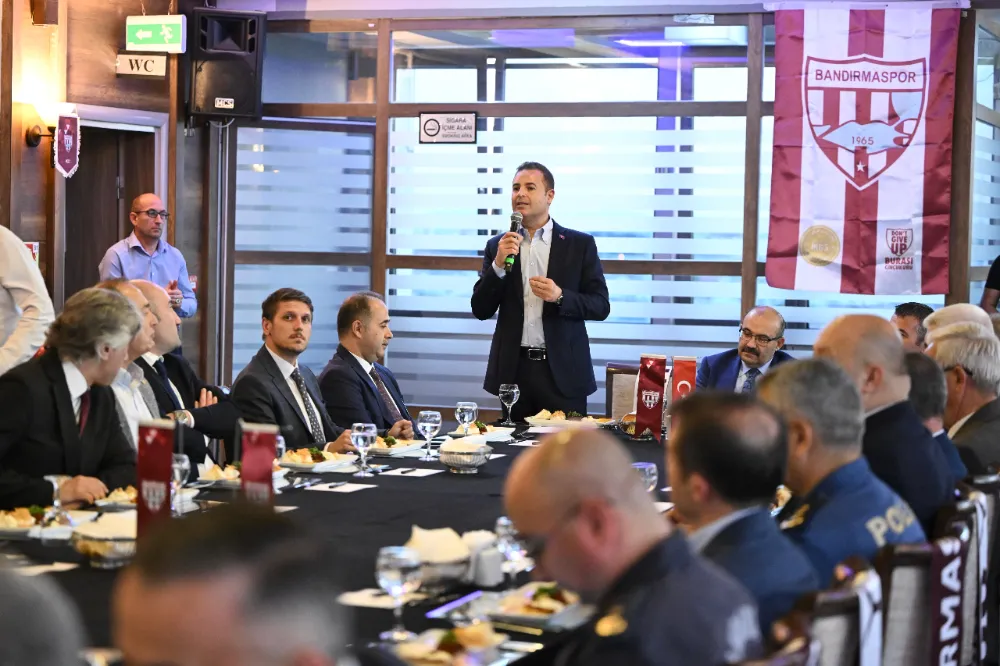 Akın’dan Bandırmaspor’a destek