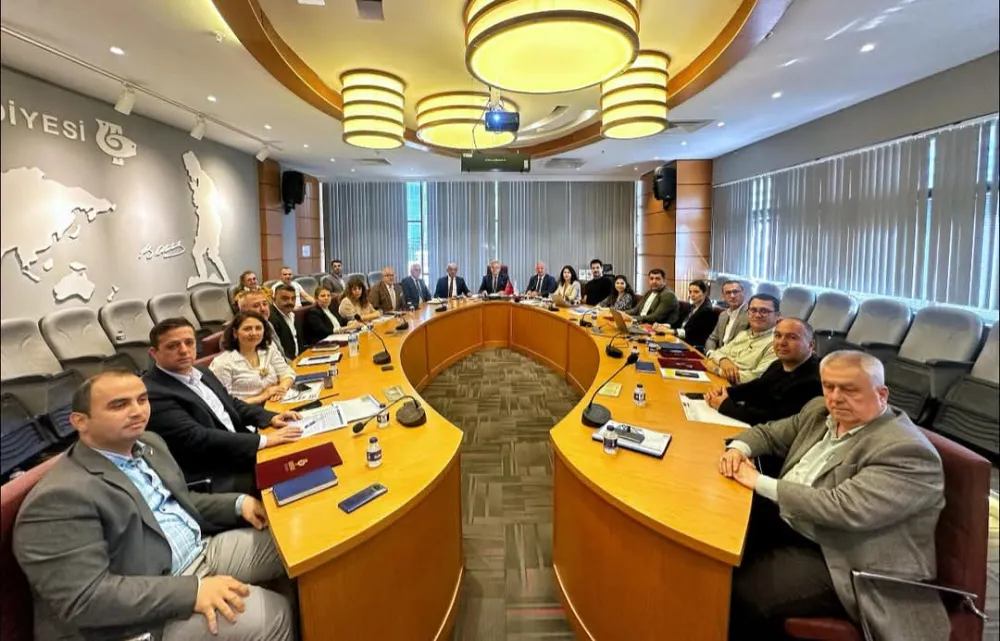 BANDIRMA BELEDİYE BAŞKANI DURSUN MİRZA, GELECEĞE YÖNELİK YENİ PROJELERİ DEĞERLENDİRDİ 