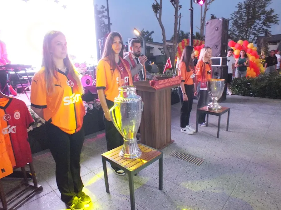Galatasaray gecesinde büyük coşku