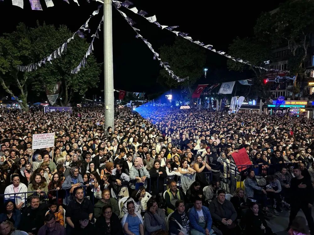 TUĞÇE KANDEMİR’DEN UNUTULMAZ KONSER: