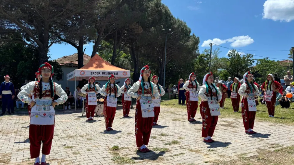 Yukarıyapıcı’da kiraz şenliği yapıldı