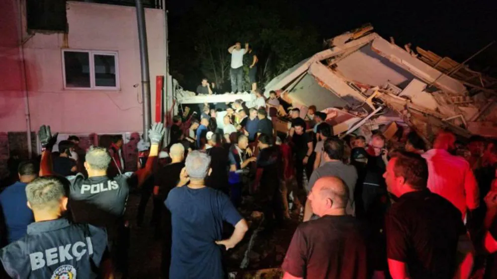 Balıkesir’de 6.1 büyüklüğünde deprem: 1 ölü, 29 yaralı