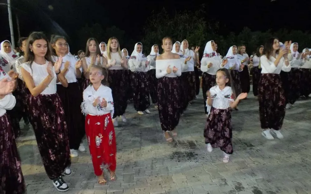Düzler