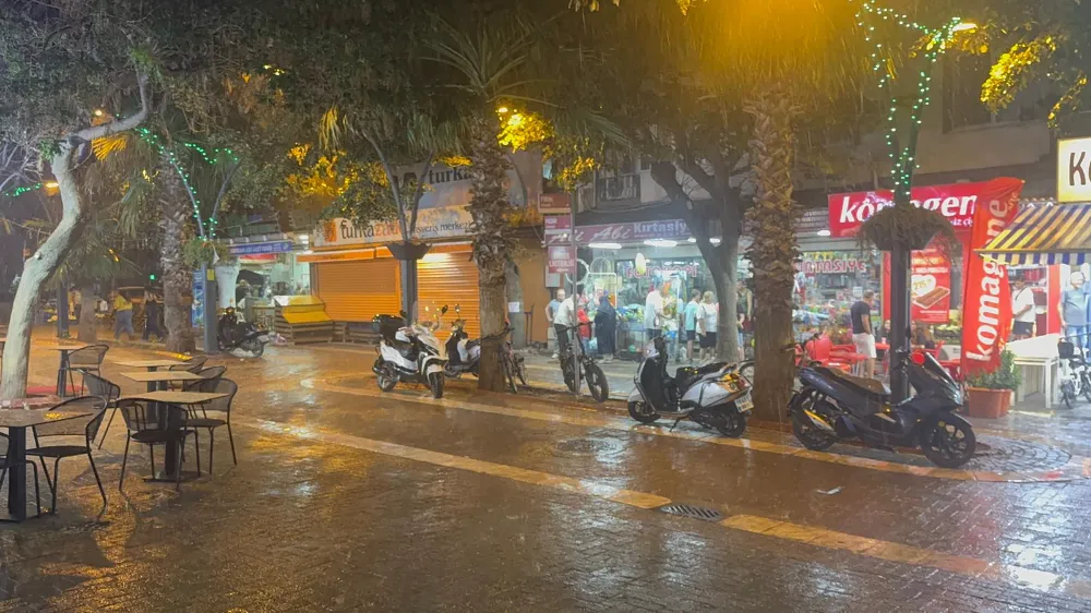 Erdek’e beklenen yağmur geldi