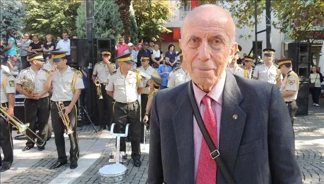 Halil Çolakoğlu Erdek’te anıldı